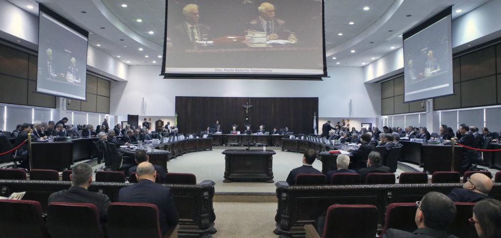 Pleno elege lista tríplice do quinto do MP com Mário Ramidoff, José Américo de Carvalho e Carlos Choinski; Órgão Especial aprova juíza para Almirante Tamandaré 